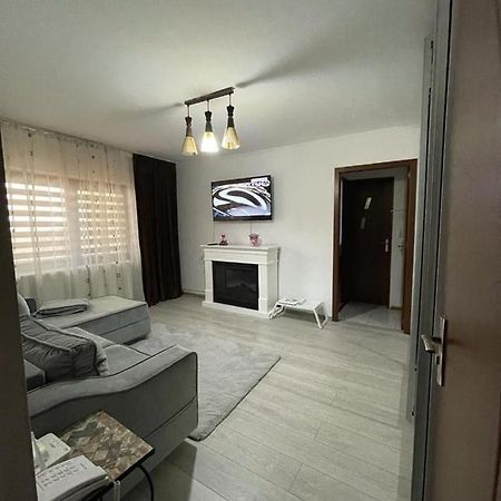 Apartament Gallamar Apartment Birlad Exterior photo