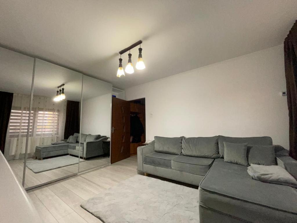 Apartament Gallamar Apartment Birlad Exterior photo